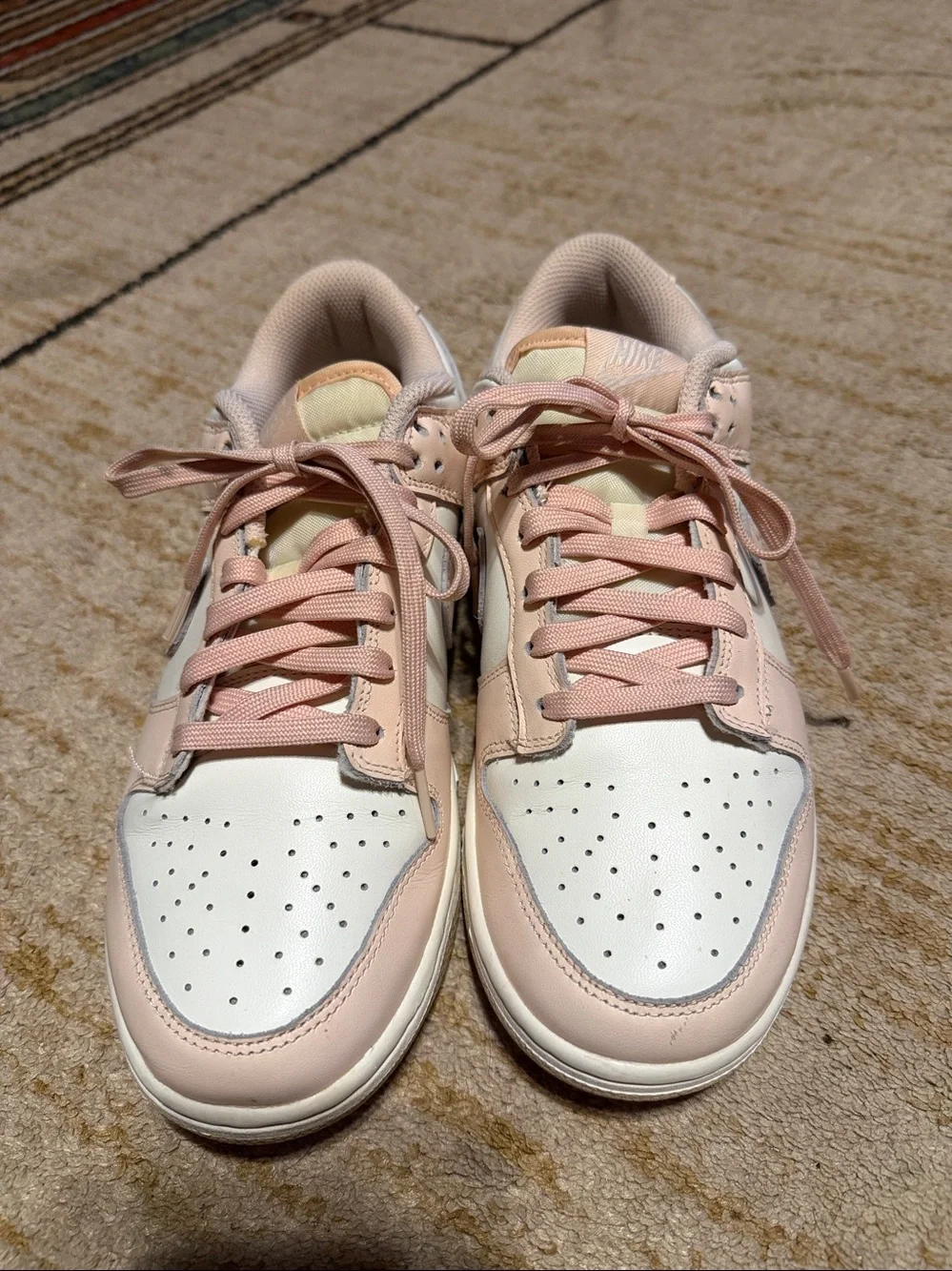 UNISEX NIKE DUNK LOW SNEAKERS